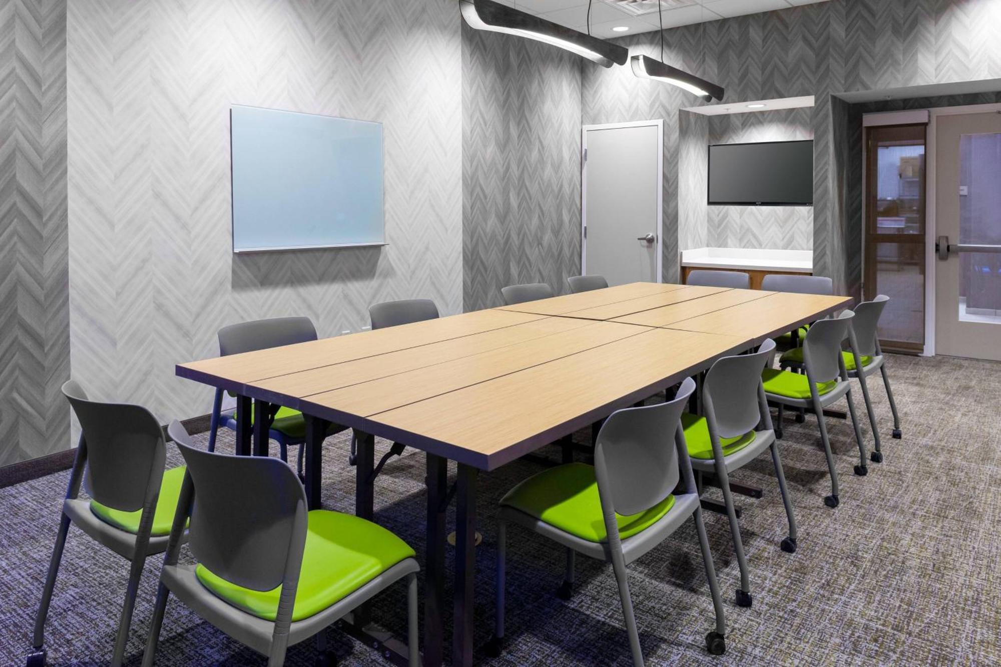 Springhill Suites By Marriott Kansas City Plaza Bagian luar foto